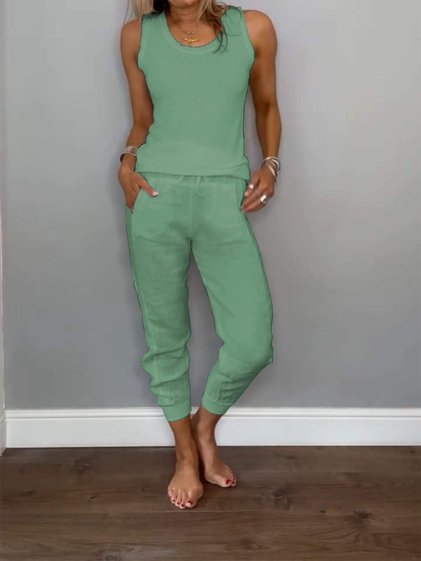 Women's Set-Vest And Trousers Made Of Cotton And Linen