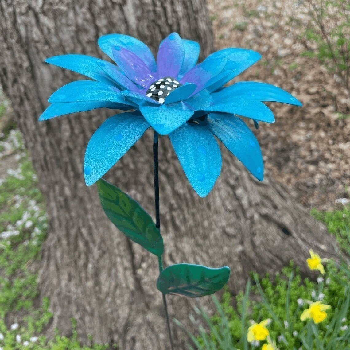 49% OFF - Metal Flowers Garden Stakes
