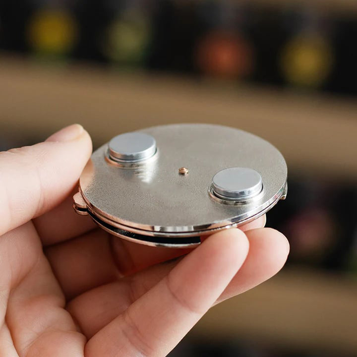 đColor Fidget Enamel Pinâ¨A Wheel Of Twenty Hues
