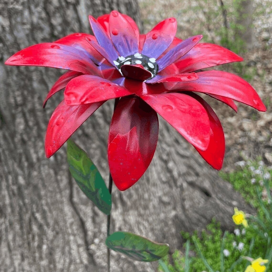 49% OFF - Metal Flowers Garden Stakes