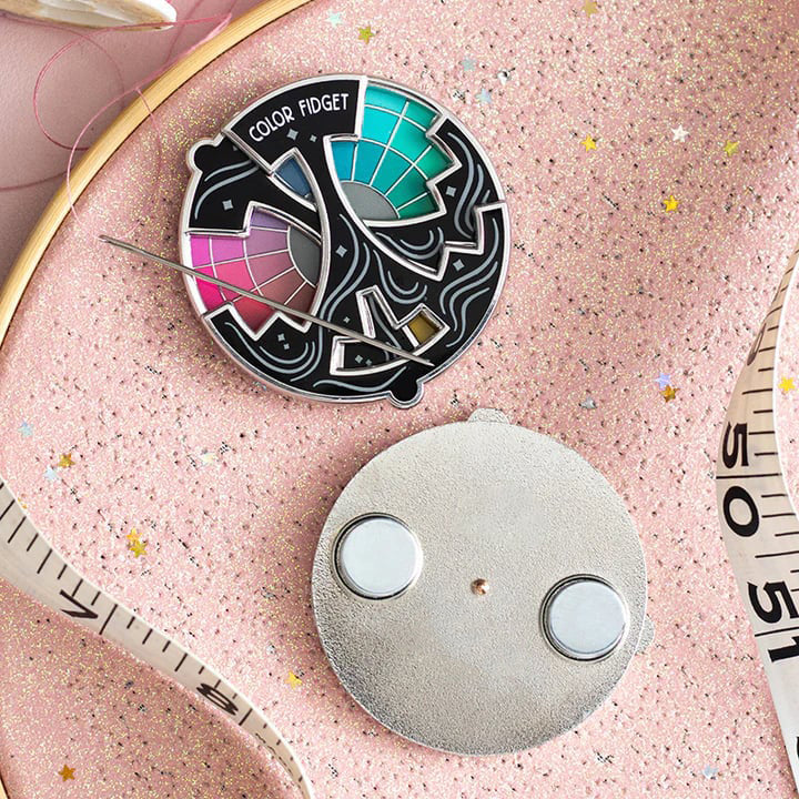 đColor Fidget Enamel Pinâ¨A Wheel Of Twenty Hues