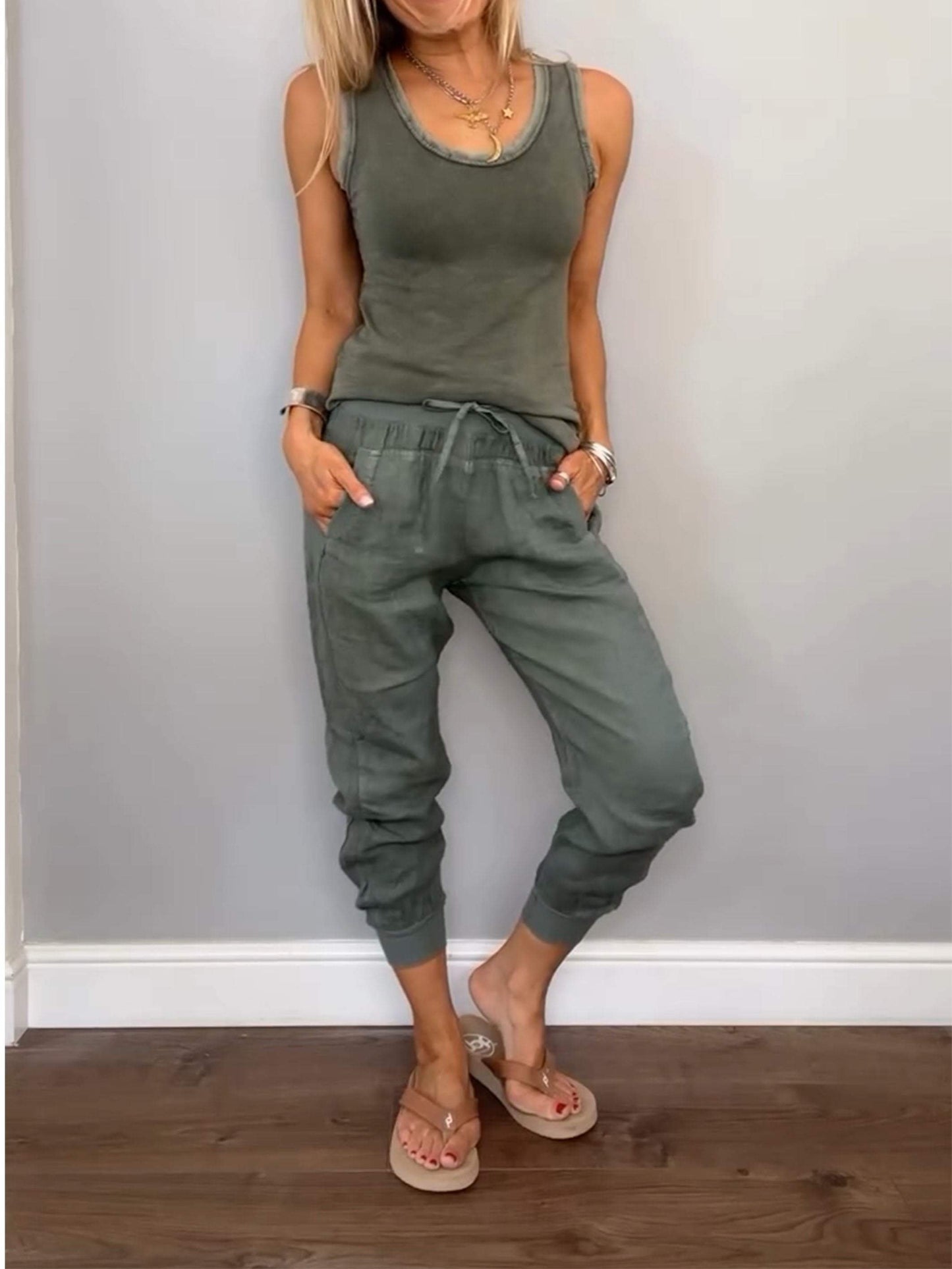 Women's Set-Vest And Trousers Made Of Cotton And Linen