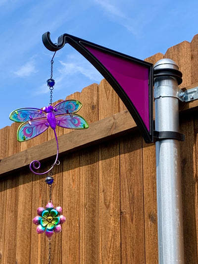 Hangs Fence Post Hanger