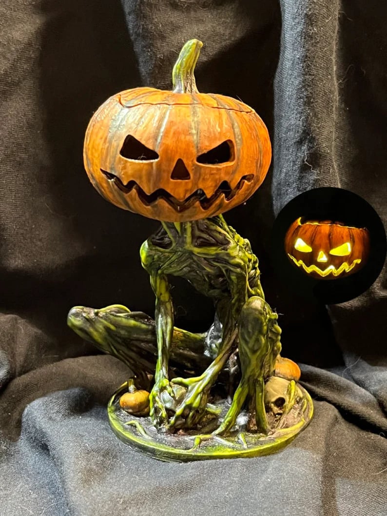 🎃Halloween Scary Swamp Monster Pumpkin Head Ornament