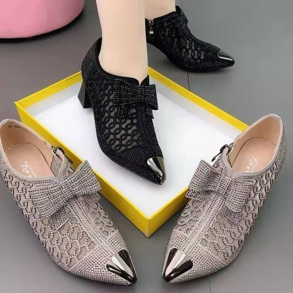 2023 summer casual  Rhinestone hollow chunky heel shoes and new belt buckle solid color plus size women's sandals