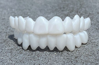 Invisible Teeth Whitening and Straightening Aligners