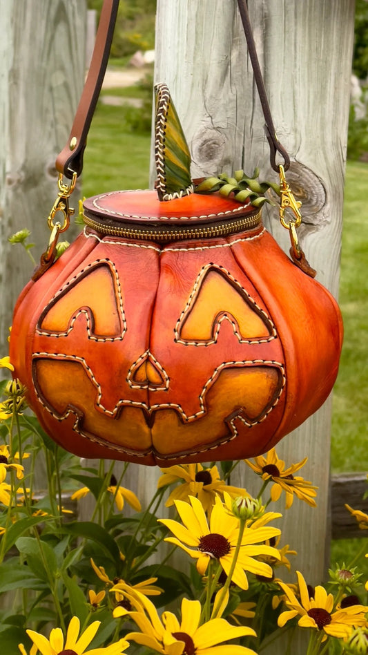 🎃The Great Purely Handmade Leather Pumpkin Bag